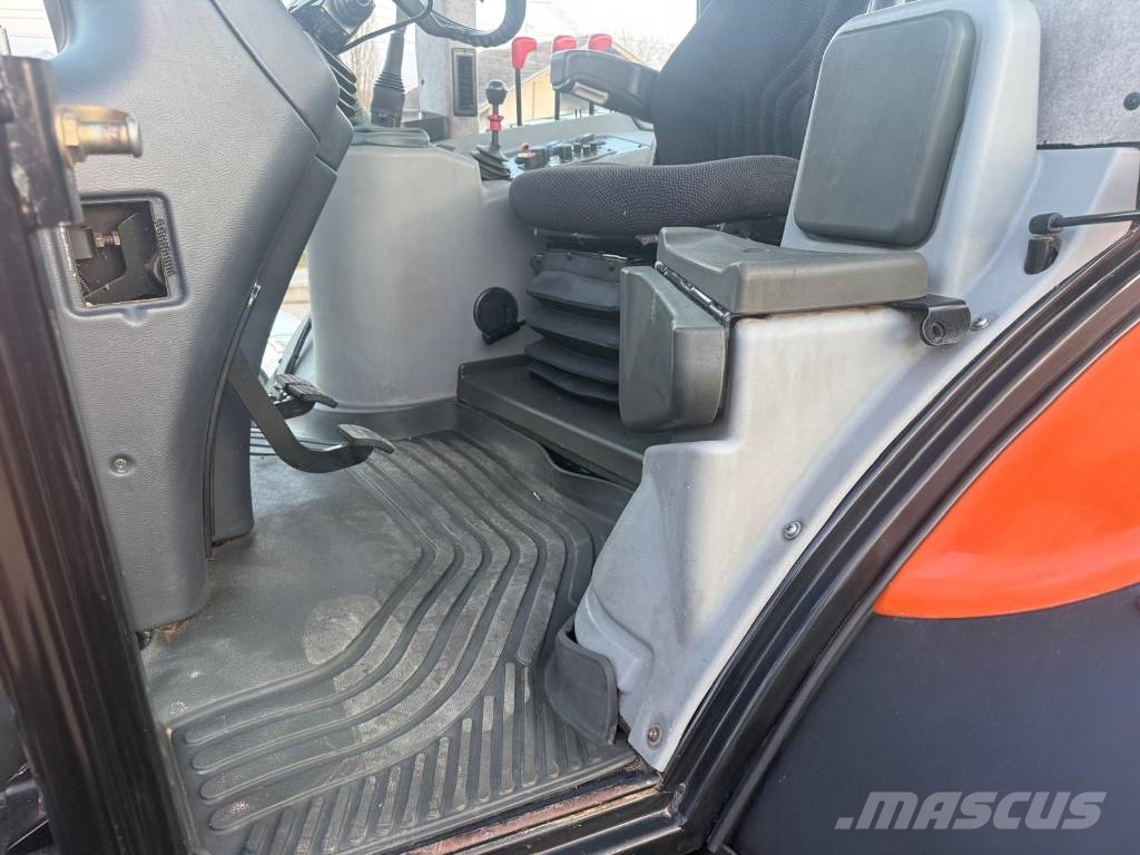 Terrion TERRION ATM 4200 الجرارات