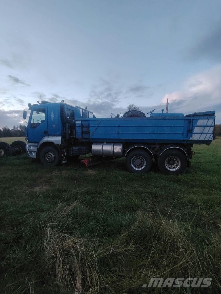 Sisu E11 Sora- ja kippiautot