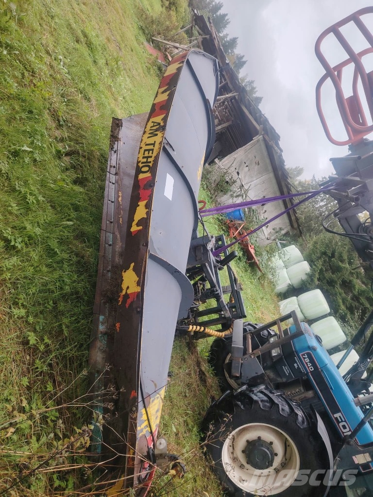 Sisu E11 Sora- ja kippiautot