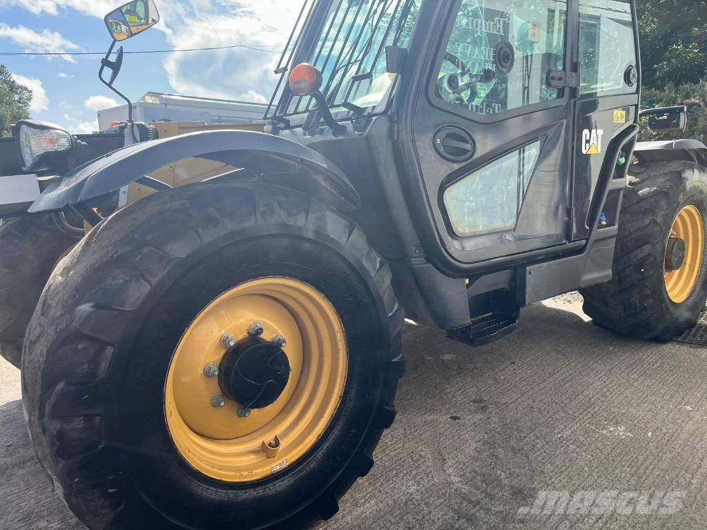 CAT TH 357D Сельскохозяйственные телескопические погрузчики