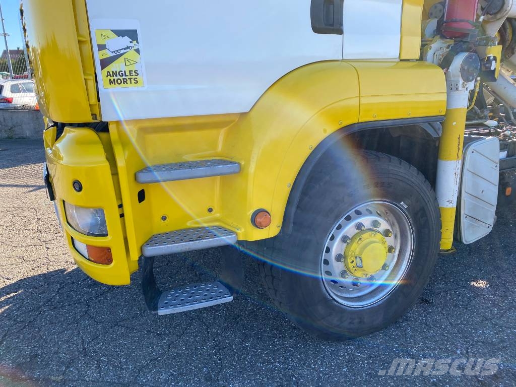 MAN TGA 18.400 HydroDrive 4x4 H-B/L HIAB 322-E6 中古トラクターヘッド | トレーラーヘッド