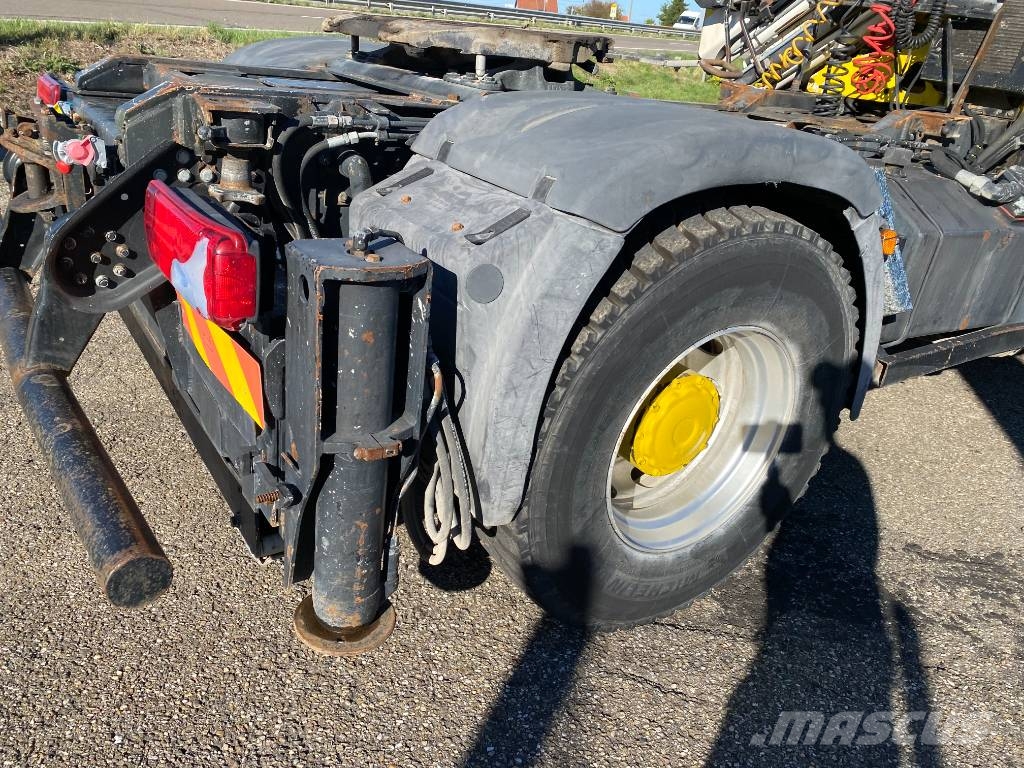 MAN TGA 18.400 HydroDrive 4x4 H-B/L HIAB 322-E6 中古トラクターヘッド | トレーラーヘッド