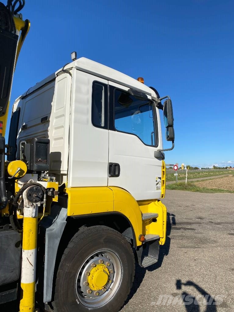 MAN TGA 18.400 HydroDrive 4x4 H-B/L HIAB 322-E6 中古トラクターヘッド | トレーラーヘッド