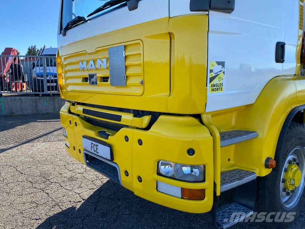 MAN TGA 18.400 HydroDrive 4x4 H-B/L HIAB 322-E6 中古トラクターヘッド | トレーラーヘッド