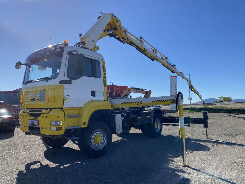 MAN TGA 18.400 HydroDrive 4x4 H-B/L HIAB 322-E6 中古トラクターヘッド | トレーラーヘッド