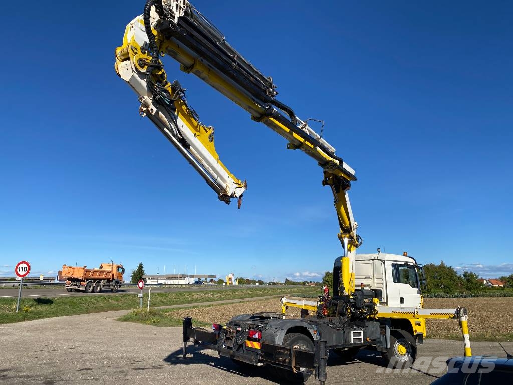 MAN TGA 18.400 HydroDrive 4x4 H-B/L HIAB 322-E6 中古トラクターヘッド | トレーラーヘッド