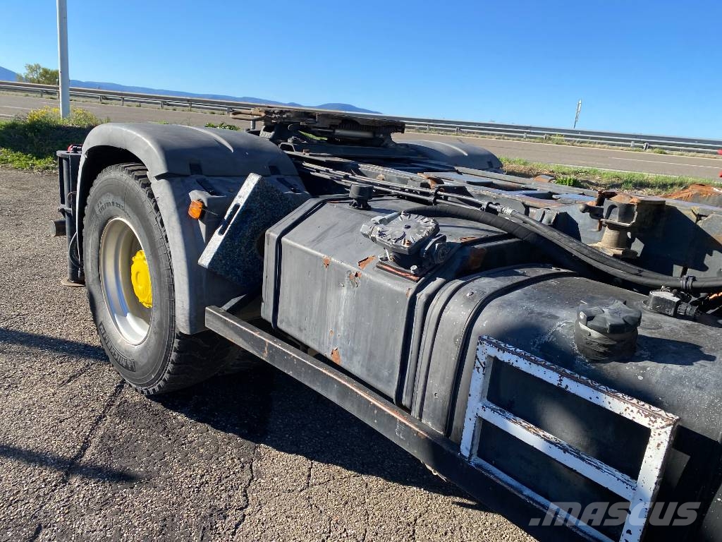MAN TGA 18.400 HydroDrive 4x4 H-B/L HIAB 322-E6 中古トラクターヘッド | トレーラーヘッド