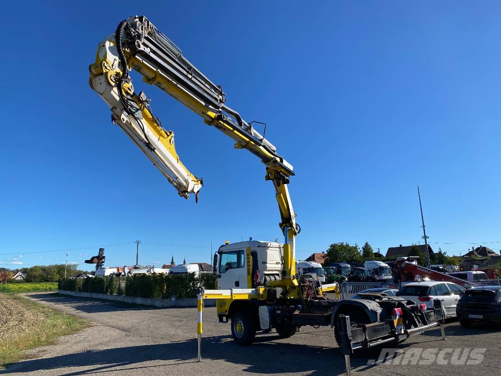 MAN TGA 18.400 HydroDrive 4x4 H-B/L HIAB 322-E6 中古トラクターヘッド | トレーラーヘッド