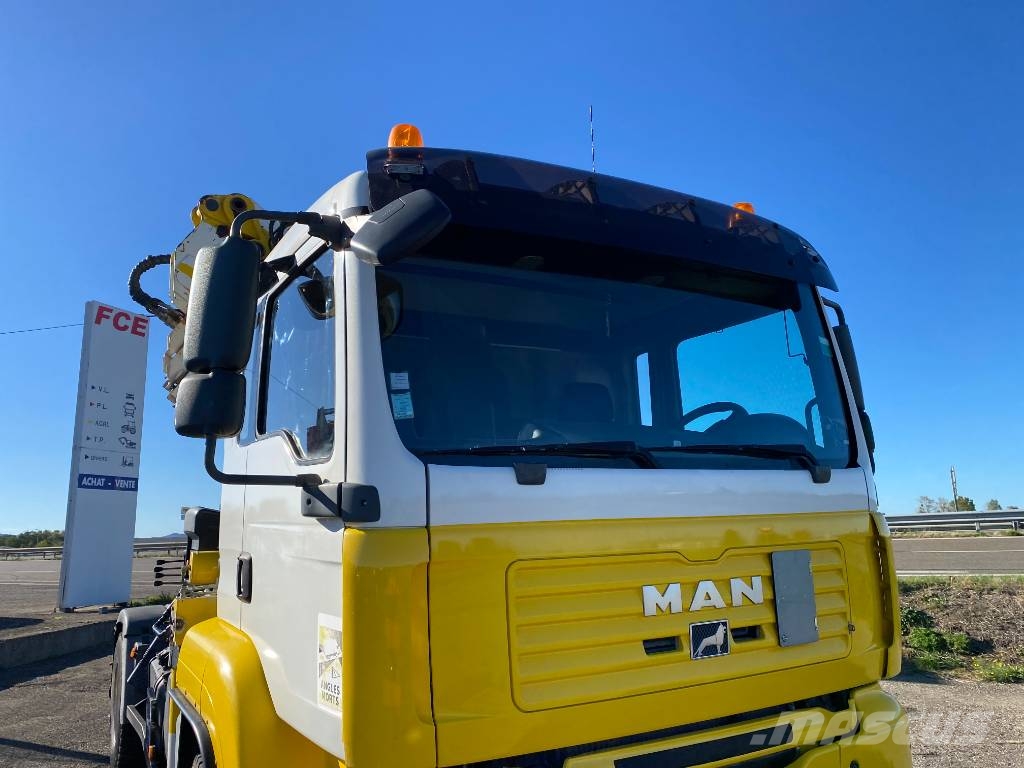 MAN TGA 18.400 HydroDrive 4x4 H-B/L HIAB 322-E6 中古トラクターヘッド | トレーラーヘッド