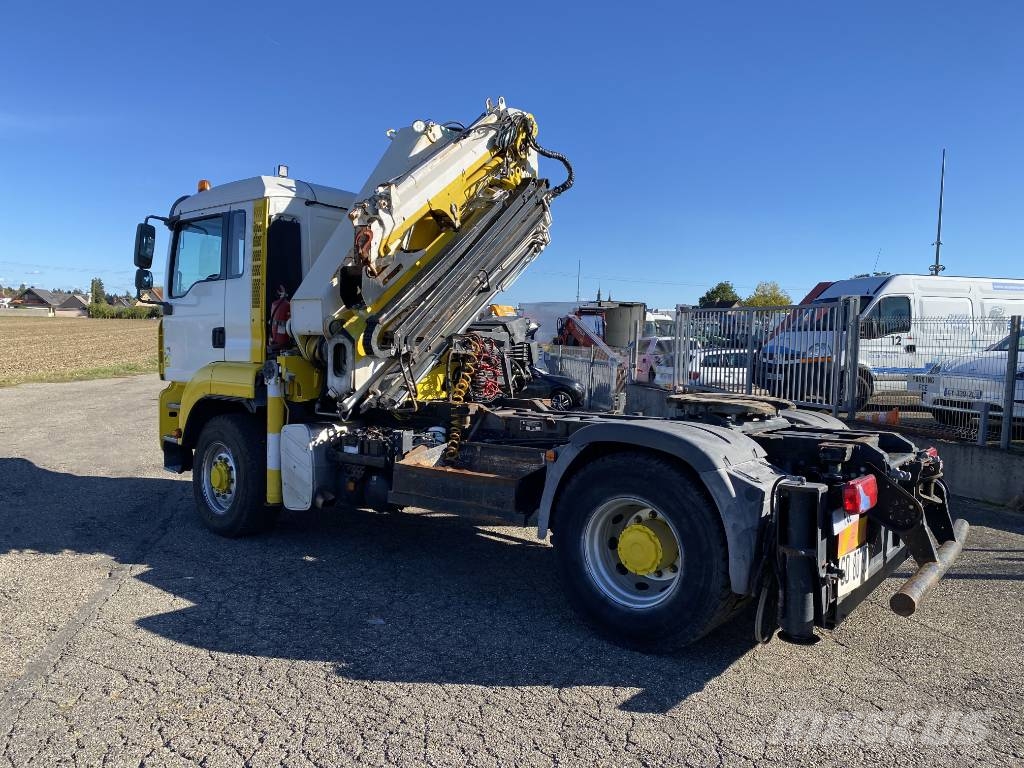 MAN TGA 18.400 HydroDrive 4x4 H-B/L HIAB 322-E6 中古トラクターヘッド | トレーラーヘッド