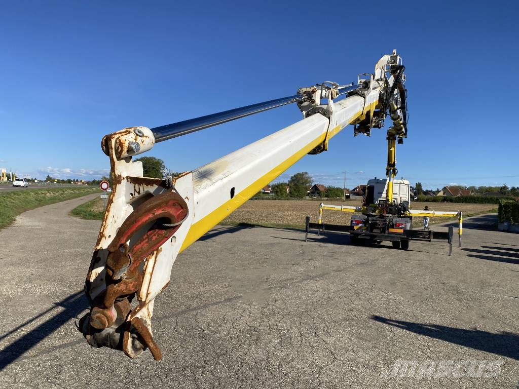 MAN TGA 18.400 HydroDrive 4x4 H-B/L HIAB 322-E6 中古トラクターヘッド | トレーラーヘッド