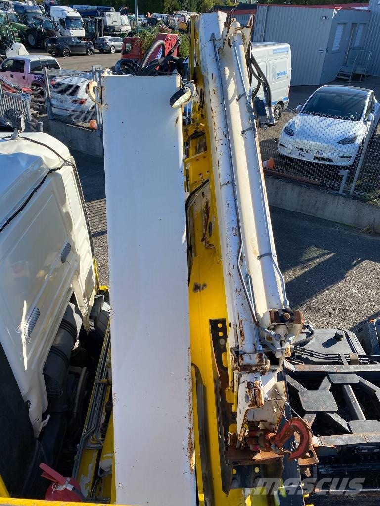 MAN TGA 18.400 HydroDrive 4x4 H-B/L HIAB 322-E6 中古トラクターヘッド | トレーラーヘッド