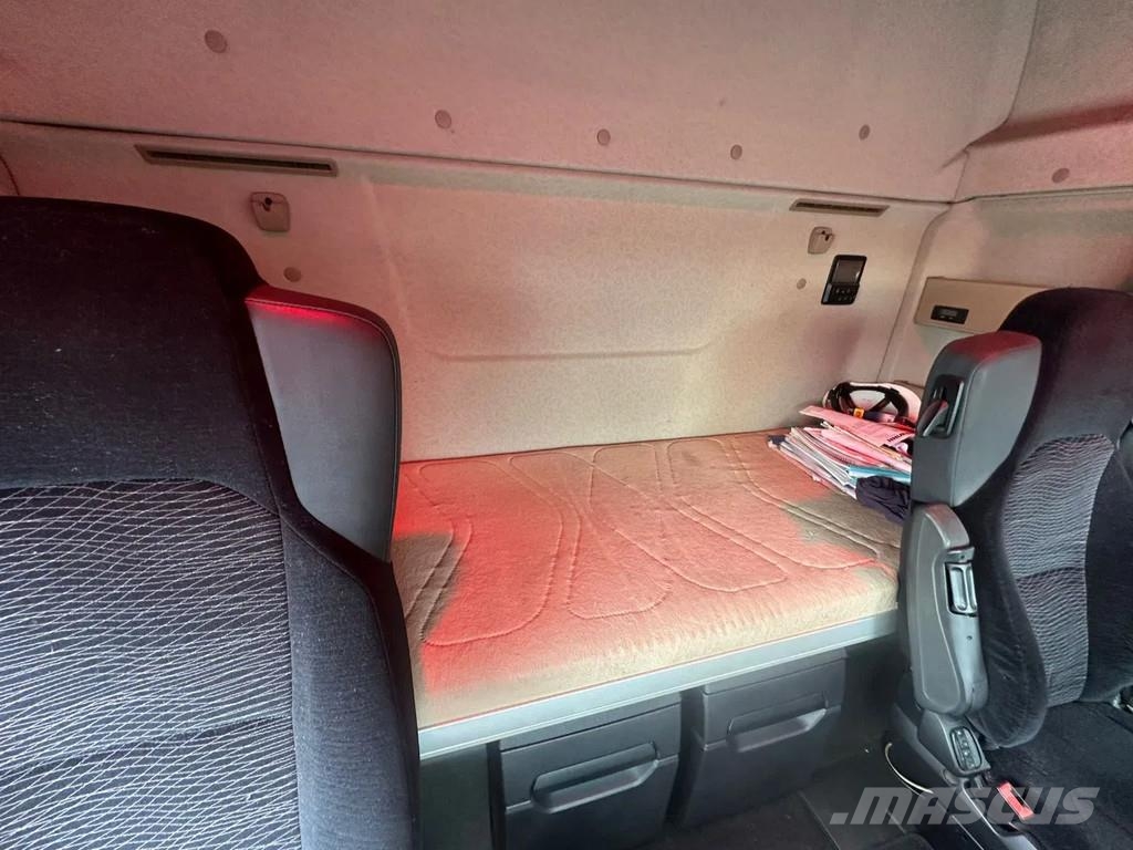 Mercedes-Benz Actros 2545 6X2 MET HIAB MULTILIFT XR21S61 HAAKARM Камиони с кран с кука