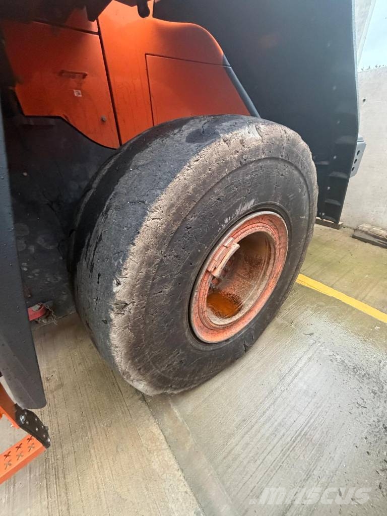 Develon DL 320-7 Cargadoras sobre ruedas
