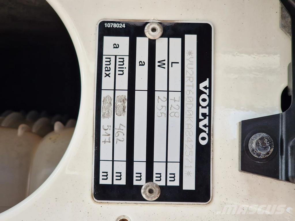 Volvo FH 540 Lowroof 6x4 - Lift axle - Retarder - PTO/Hy Vilcēji