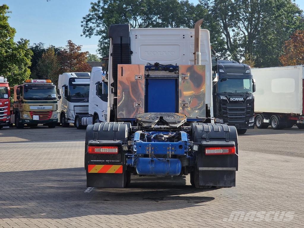Volvo FH 540 Lowroof 6x4 - Lift axle - Retarder - PTO/Hy Vilcēji