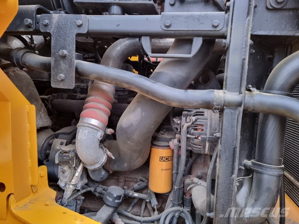 JCB 427 Naudoti ratiniai krautuvai