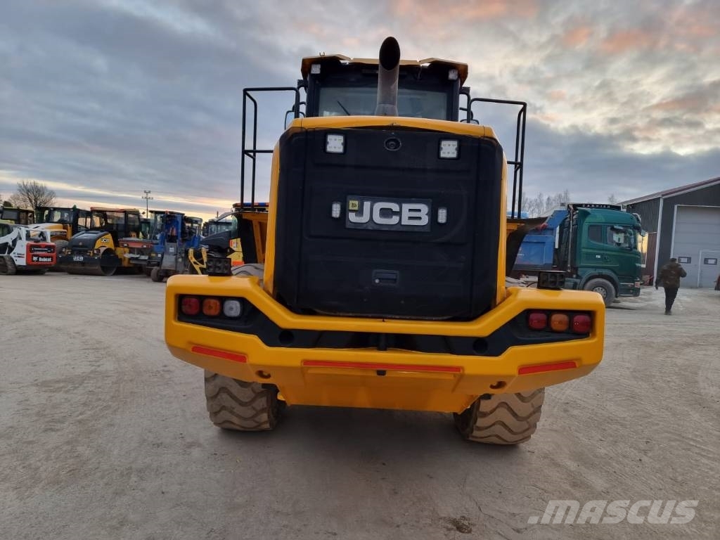 JCB 427 Naudoti ratiniai krautuvai
