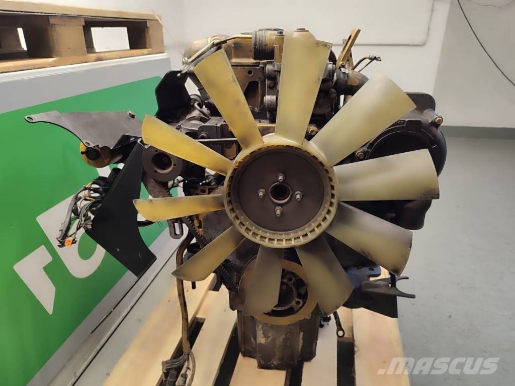 CAT 3054  TH 82 engine Motores