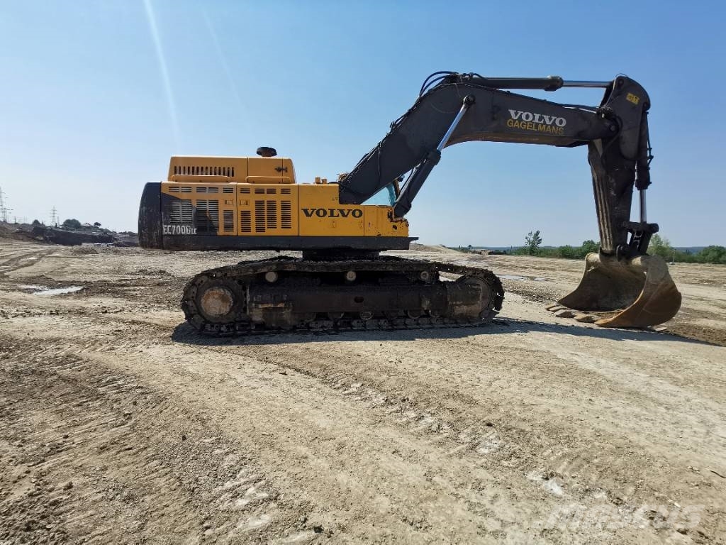 Volvo 700 B Bageri guseničari