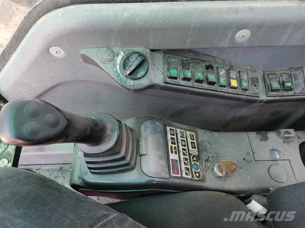 Volvo 700 B Bageri guseničari