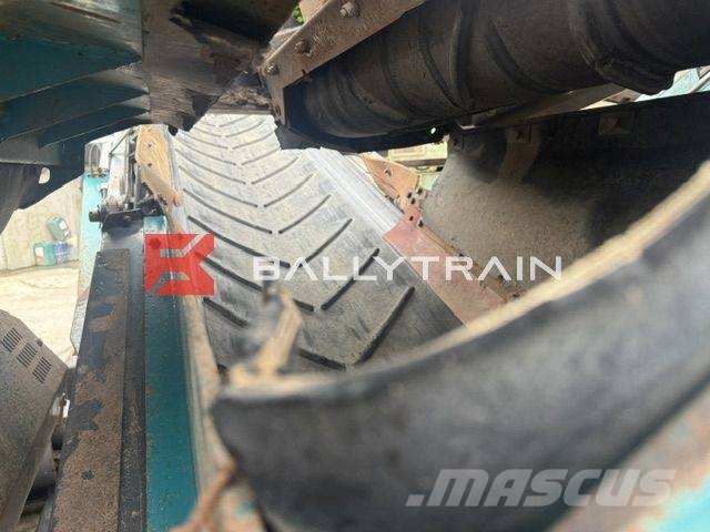 PowerScreen Warrior 1400 X 移动式筛分机