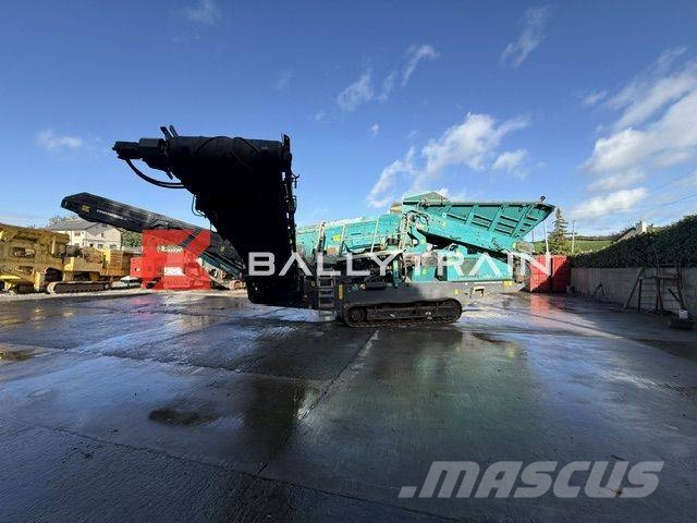 PowerScreen Warrior 1400 X 移动式筛分机