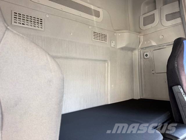 Iveco Stralis 500 中古トラクターヘッド | トレーラーヘッド