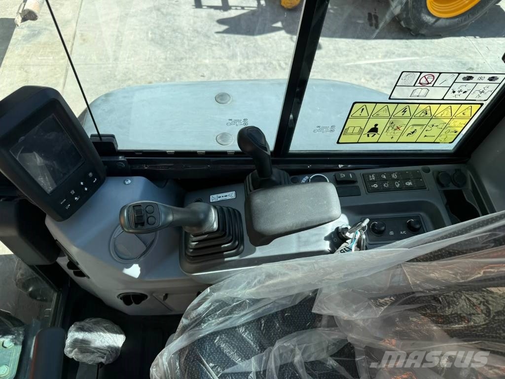 Develon DX 35 Z, UNUSED, NEW Mini excavators < 7t