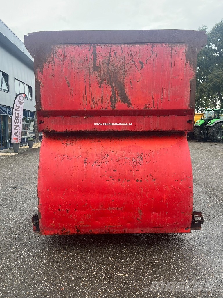 Peecon Biga 1000 Mešaona stočne hrane
