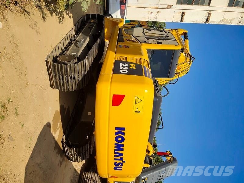 Komatsu pc220 大型油圧ショベル12t以上(パワーショベル・ユンボ)