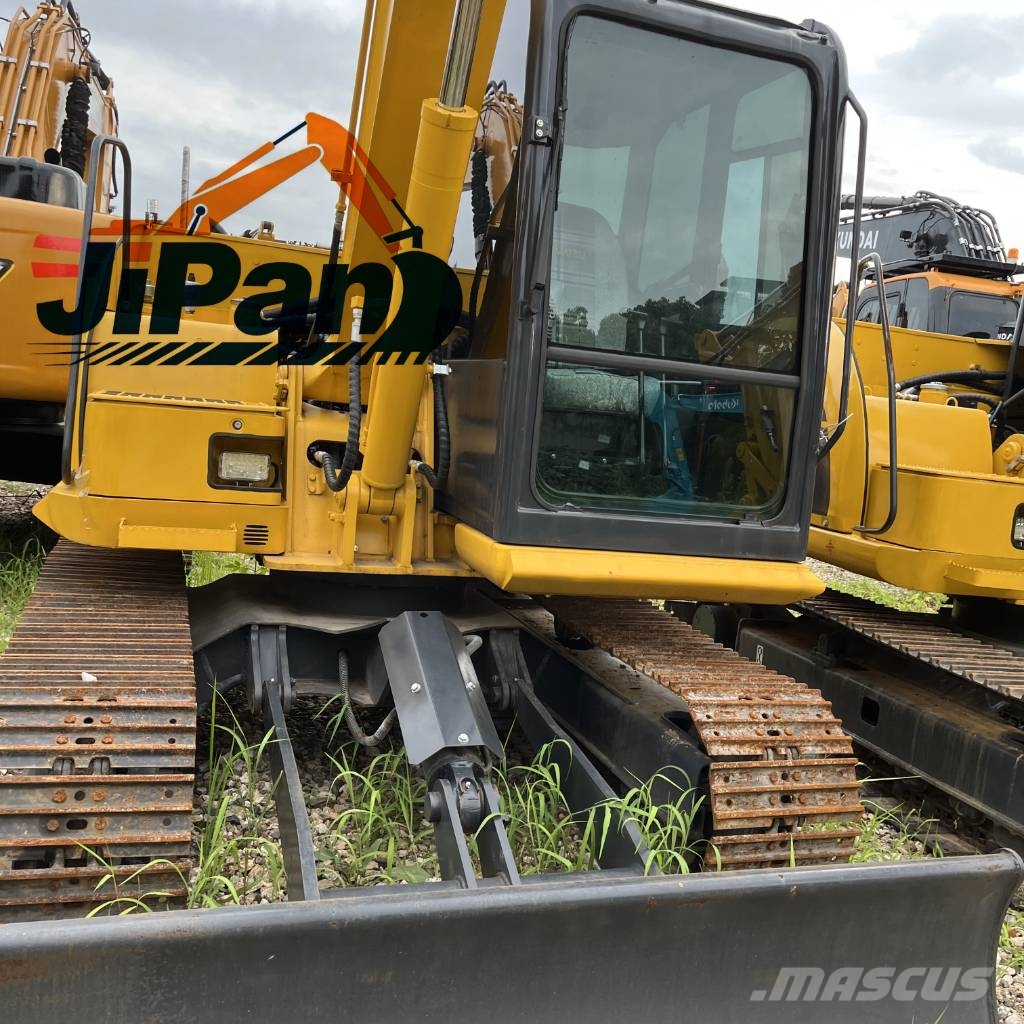 Komatsu PC 70 Mini bagri <7t