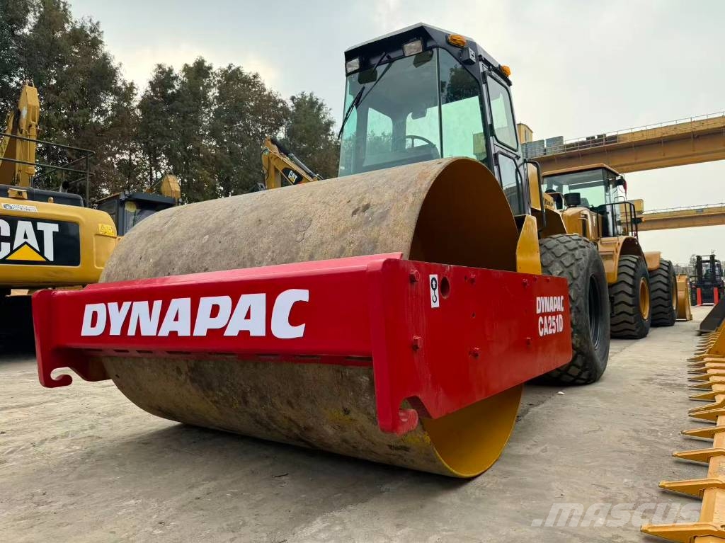 Dynapac CA251D Walzenzüge