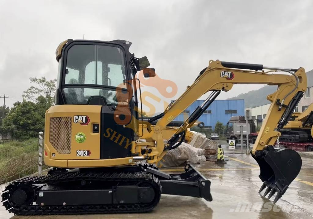 CAT 303 Mini bagri <7t