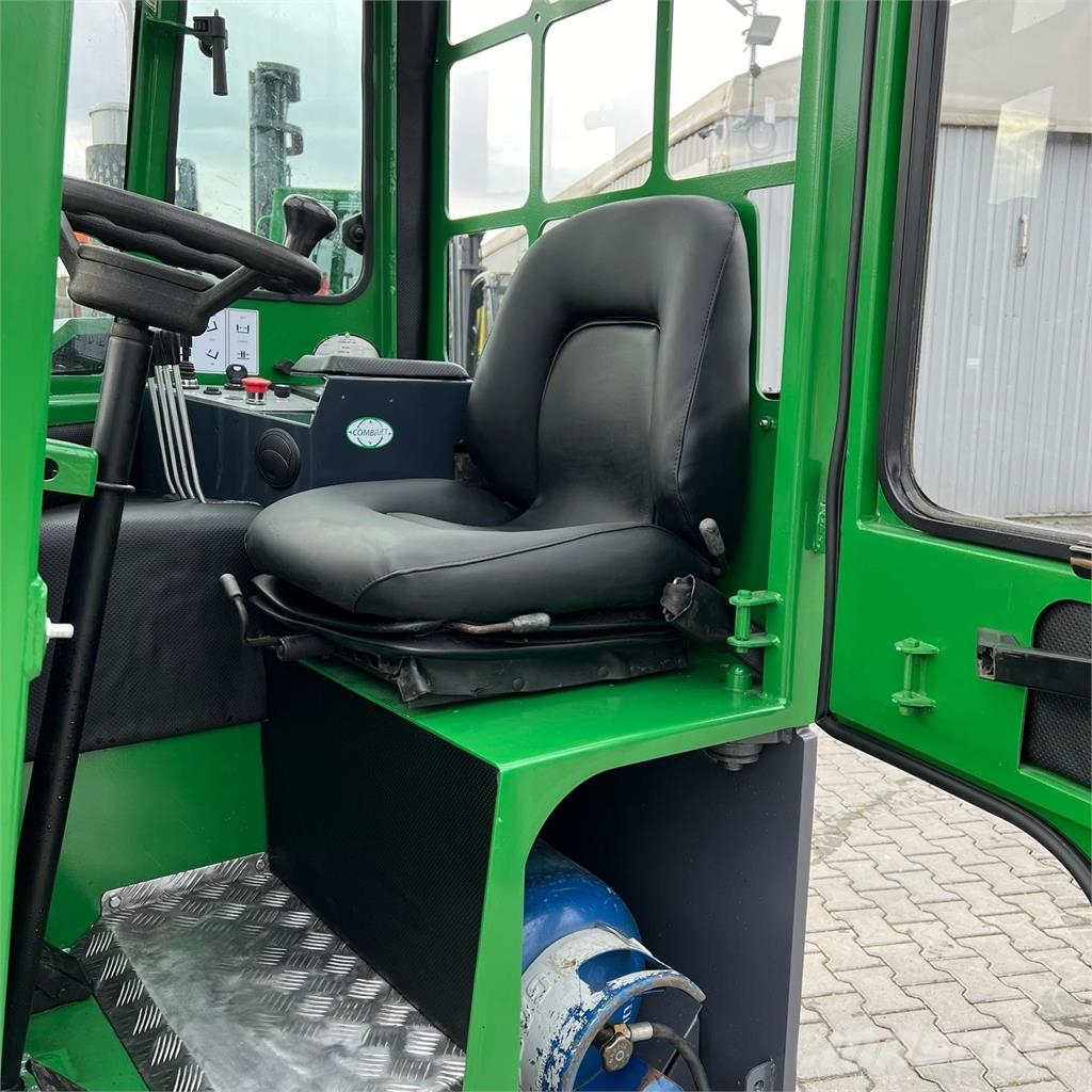 Combilift [DISCOUNT-SALE] C4000 四向前伸式堆高機(叉車)