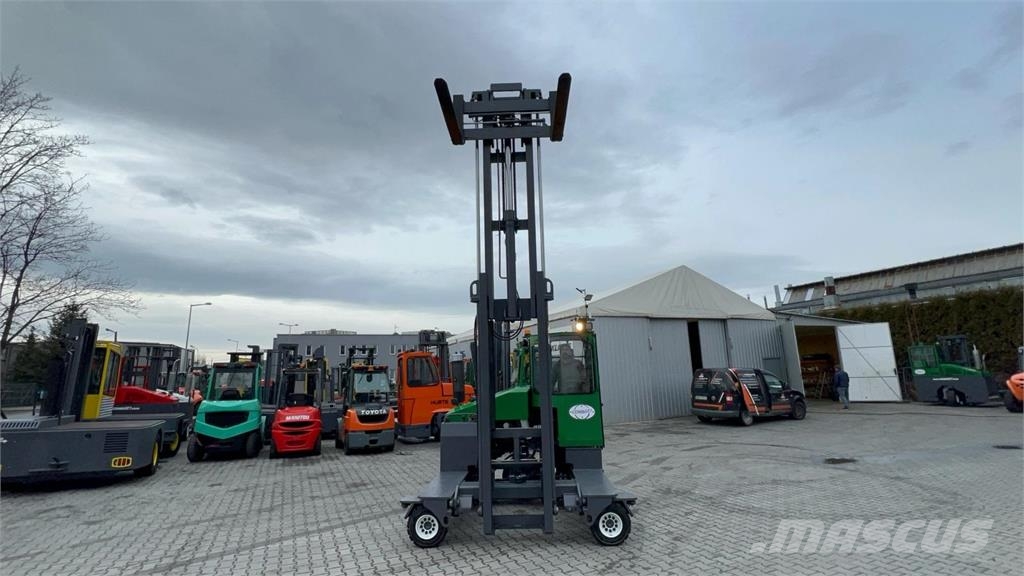 Combilift [DISCOUNT-SALE] C4000 四向前伸式堆高機(叉車)