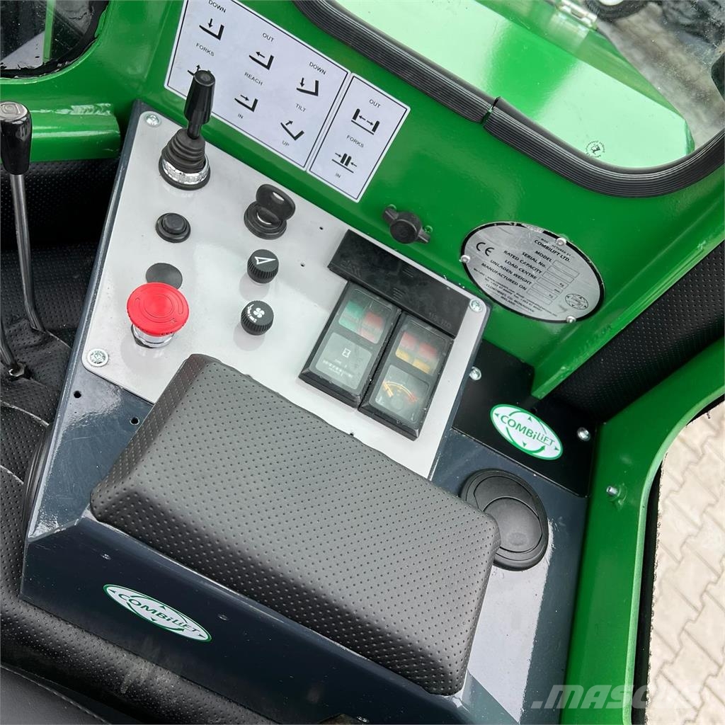 Combilift [DISCOUNT-SALE] C4000 4-way reach truck