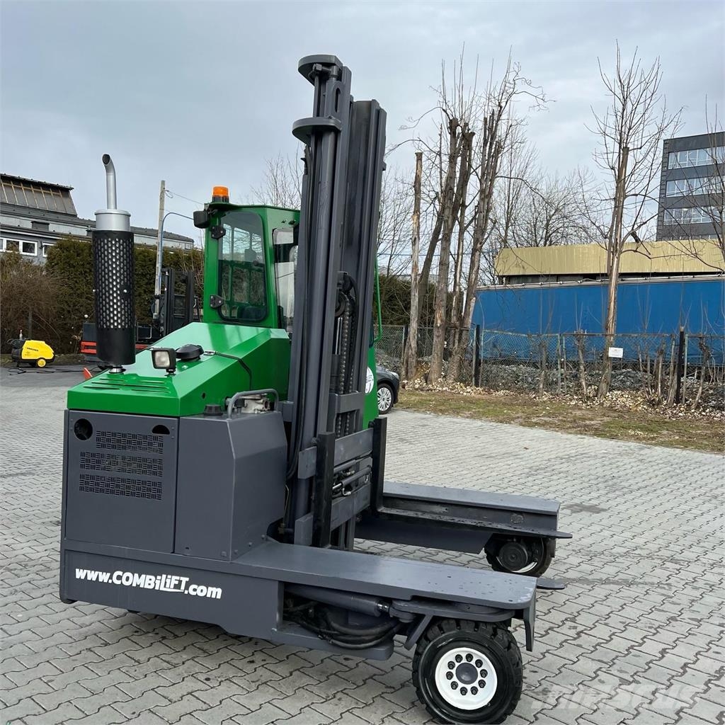 Combilift [DISCOUNT-SALE] C4000 4-way reach trucks