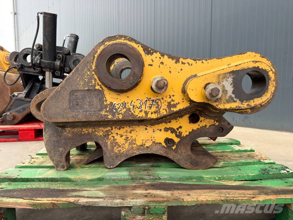 Miller Caterpillar 325 / 329 / 330 Geith موصلات سريعة
