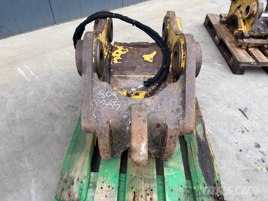 Miller Caterpillar 325 / 329 / 330 Geith موصلات سريعة