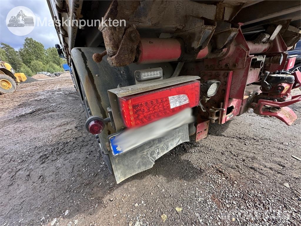 Scania P400LB8X4*4HNA 덤프 트럭