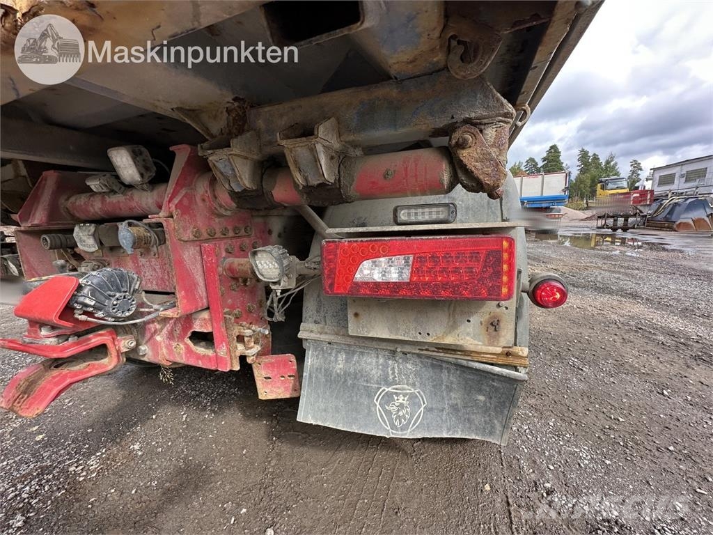 Scania P400LB8X4*4HNA 덤프 트럭