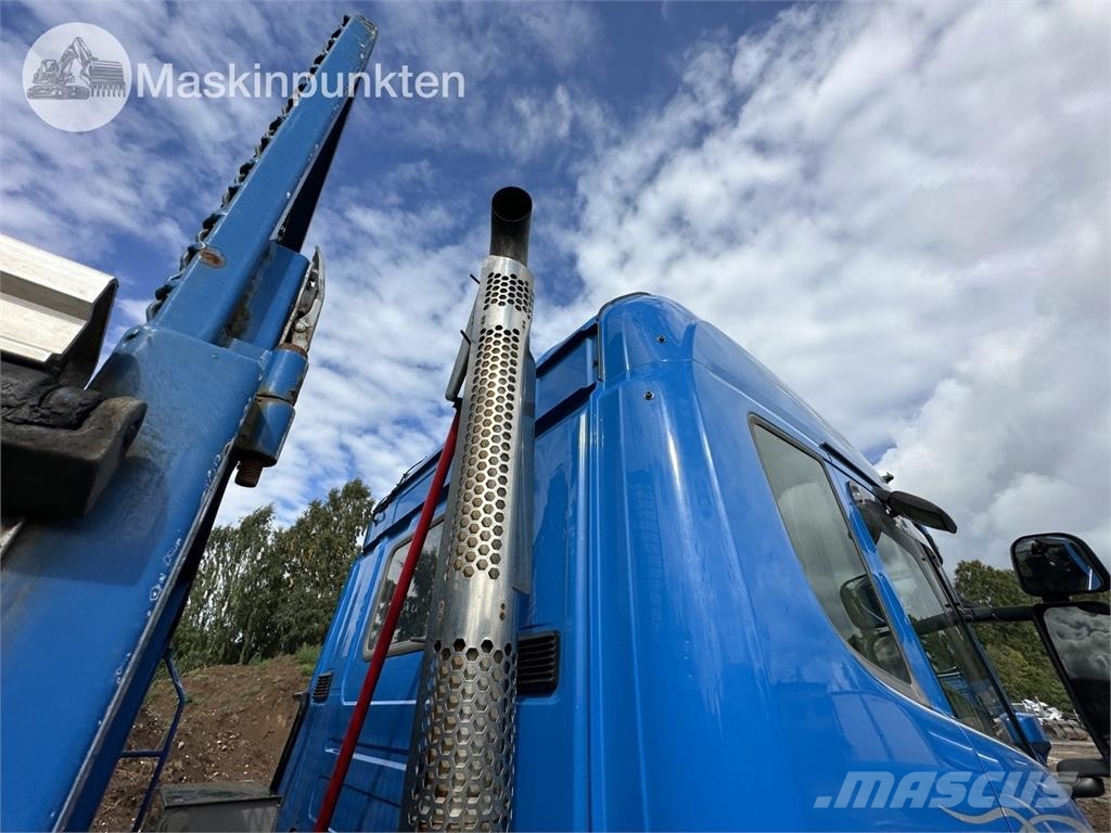 Scania P400LB8X4*4HNA 덤프 트럭