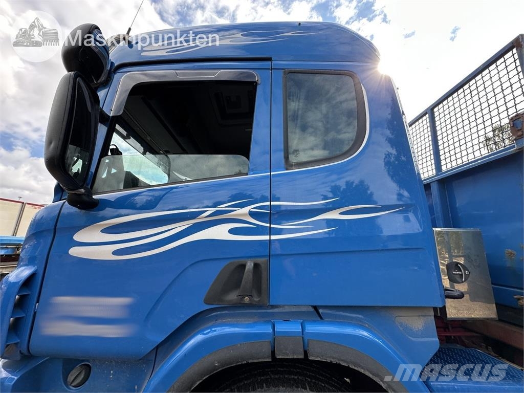 Scania P400LB8X4*4HNA 덤프 트럭