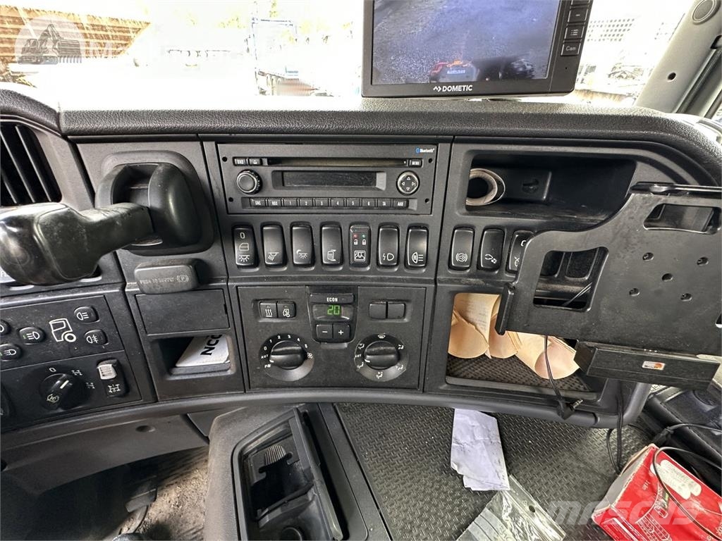 Scania P400LB8X4*4HNA 덤프 트럭