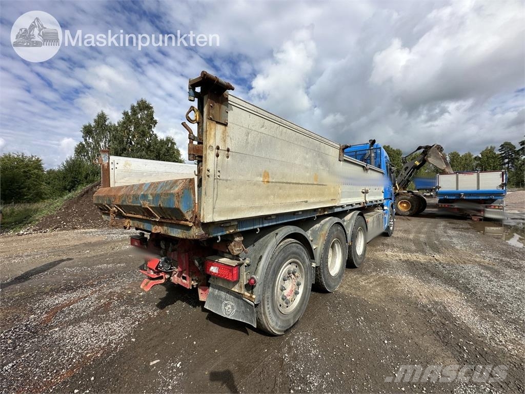 Scania P400LB8X4*4HNA 덤프 트럭