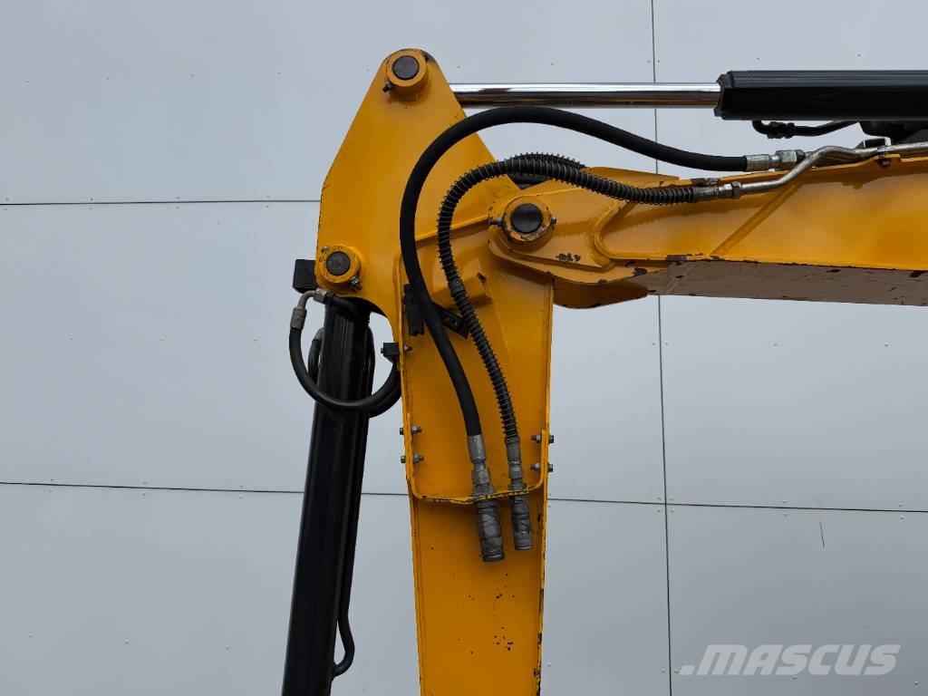JCB 48Z-1 - Hammer Lines / Quick Coupler Miniexcavadoras