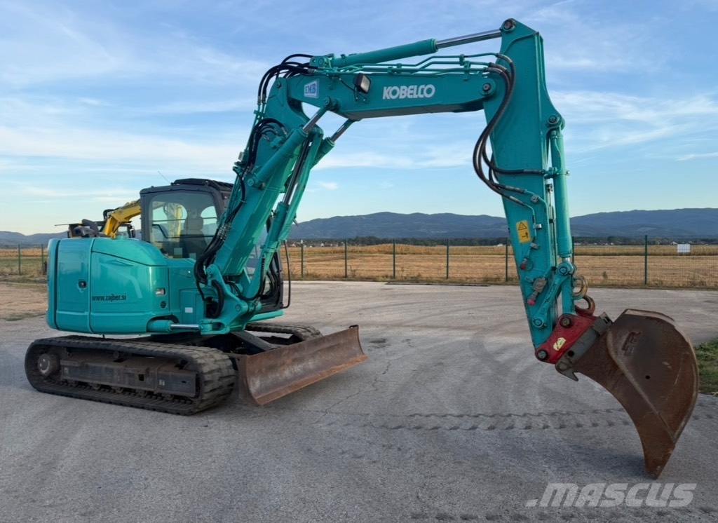 Kobelco SK85MSR-3E Midi bagri 7t – 12t