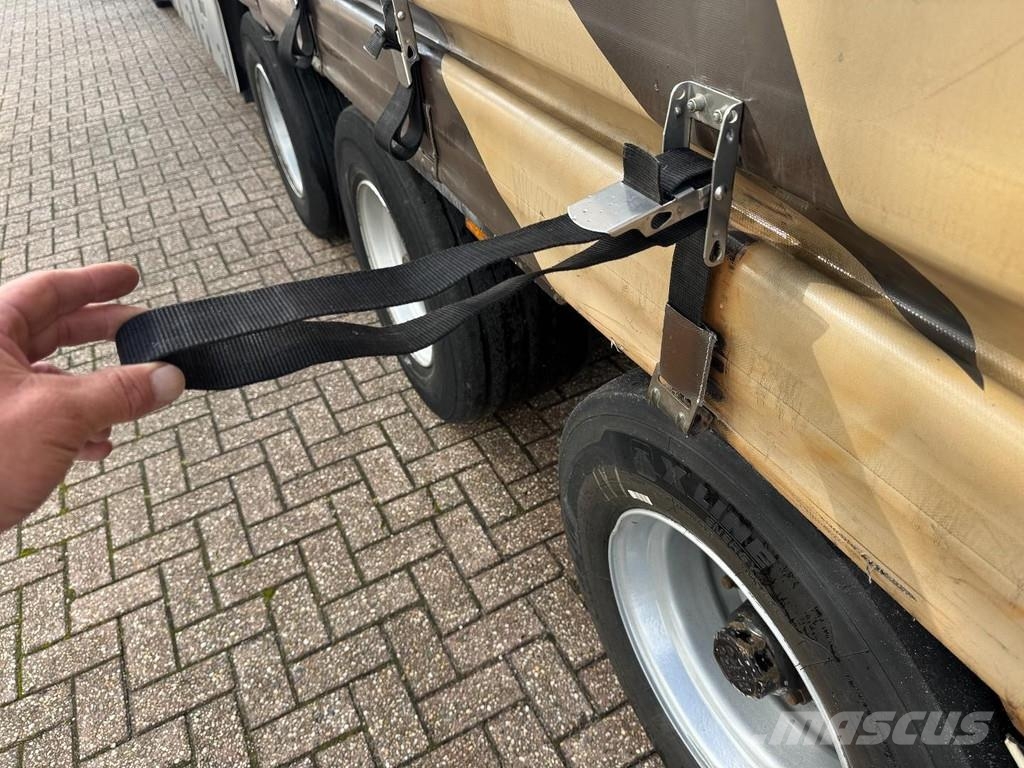 Meusburger Tieflader/Mega ( 1363 x 300 x 347 ) BPW LIFT نصف مقطورات بباب جانبي