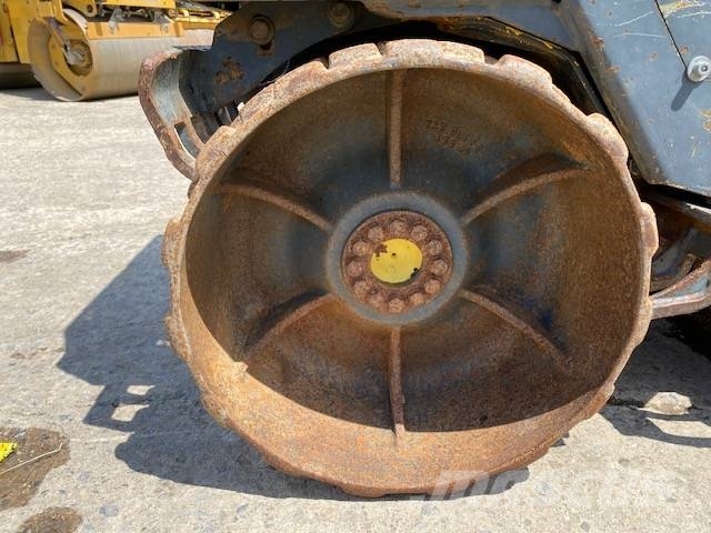 Bomag BW 850 T Rolos compactadores de tambor duplo